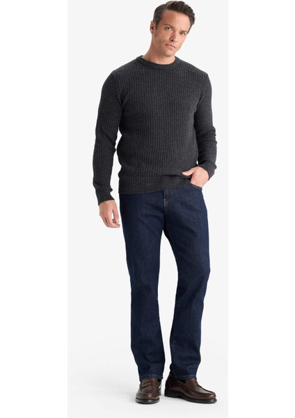 Standart Fit Bisiklet Yaka Basic Dokulu Triko Kazak