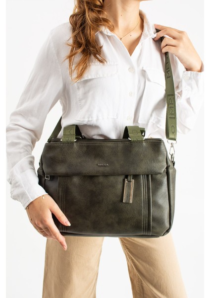 Büyük Boy Kadın Omuz ve Çapraz Çanta – Yumuşak Deri Dokulu, 3 Ana Bölmeli, Çok Cepli ve Günlük Kullanıma Uygun