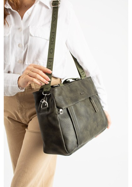 Büyük Boy Kadın Omuz ve Çapraz Çanta – Yumuşak Deri Dokulu, 3 Ana Bölmeli, Çok Cepli ve Günlük Kullanıma Uygun fiyatları