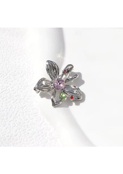 Silver Bloom Çiçek Broş fırsatları