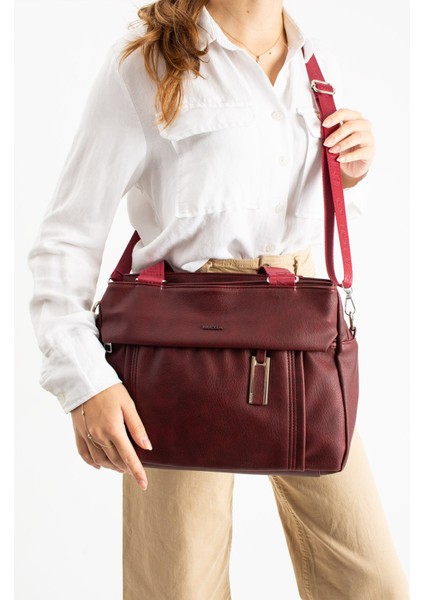 Büyük Boy Kadın Omuz ve Çapraz Çanta – Yumuşak Deri Dokulu, 3 Ana Bölmeli, Çok Cepli ve Günlük Kullanıma Uygun