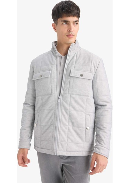 Slim Fit Dar Kesim Dik Yaka Astarlı Fermuarlı Cepli Kışlık Şişme Penye Mont