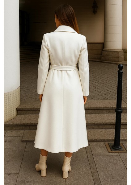 Kadın Kışlık Kuşaklı Uzun Kruvaze Beyaz Kaşe Kaban