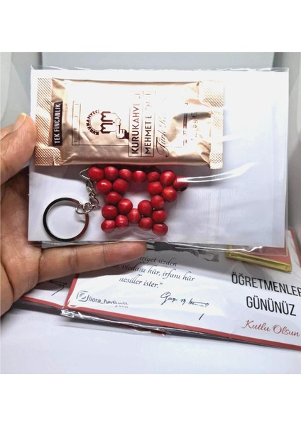 Öğretmenler Günü Hediyesi Atatürk Görseli Kart Kahve Çikolata Veanahtarlık fırsatları