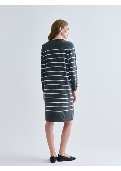 Lcw Yeni Sezon Hilfa Yeni Sezon Bisiklet Yaka Çizgili Triko Elbise fırsatları