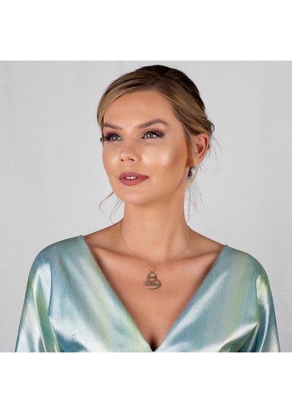 Kişiye Özel Isim Tarih Yazılı Gold Renk 925 Ayar Gümüş Kelebek Kalp Kolye indirimleri