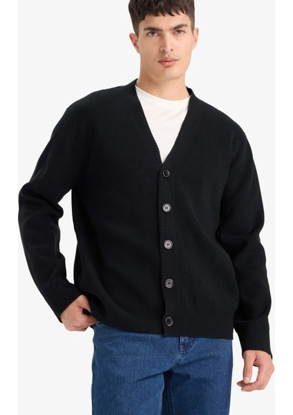 Relax Fit V Yaka Düğmeli Triko Hırka F2700AX25WN