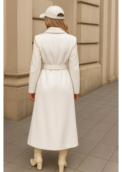 Kadın Kışlık Trend Kuşaklı Uzun Beyaz Kaşe Kaban