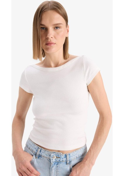 Slim Fit Dar Kesim Kayık Yaka Fitilli Kaşkorse Kısa Kollu Tişört