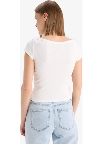 Slim Fit Dar Kesim Kayık Yaka Fitilli Kaşkorse Kısa Kollu Tişört