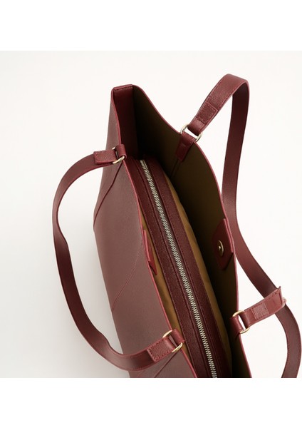 Kese Detaylı Deri Omuz ve Kol Çantası Ladin fiyatları