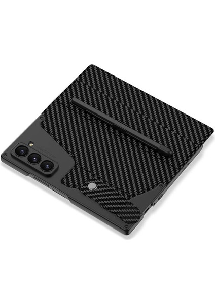 Galaxy Z Fold 6 Kılıf Kamera Korumalı Karbon Tasarımlı Mbvo Kıpta Kalemli Fest Kapak-Siyah Karbon