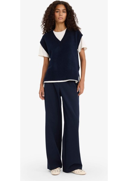 Regular Fit V Yaka Triko Süveter F2901AX25AU