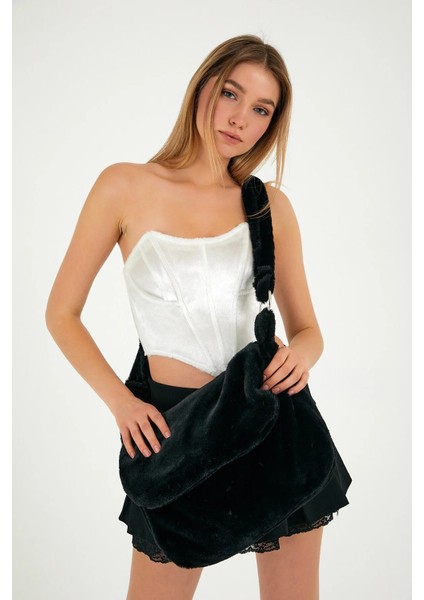 Siyah Toscana / Black Renk Peluş Kapaklı Postacı Çapraz Askılı Omuz Okul Çantası modelleri