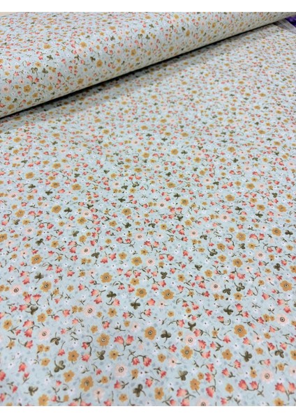 %100 Pamuk Poplin Kumaş – 170 cm En – Çiçek Desenli