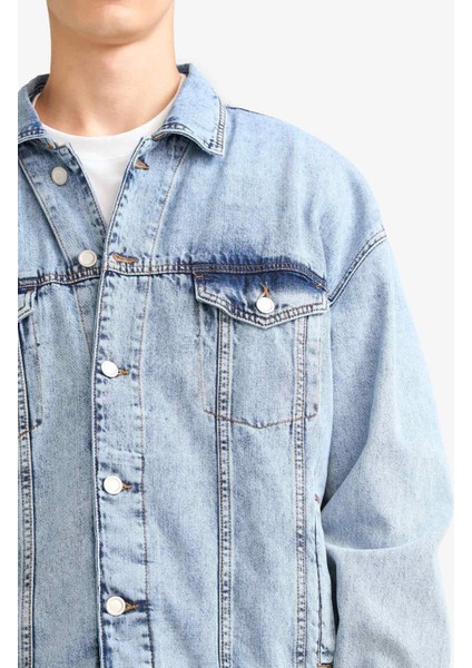 Oversize Geniş Kalıp Düğmeli Denim Ceket F4737AX25AU