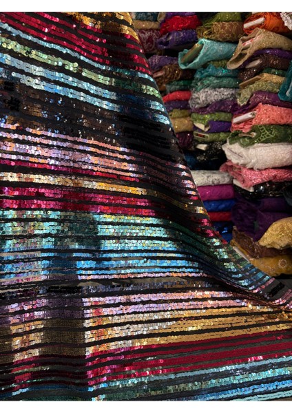 Tül Üzerine Multiclour Pullu Kumaş