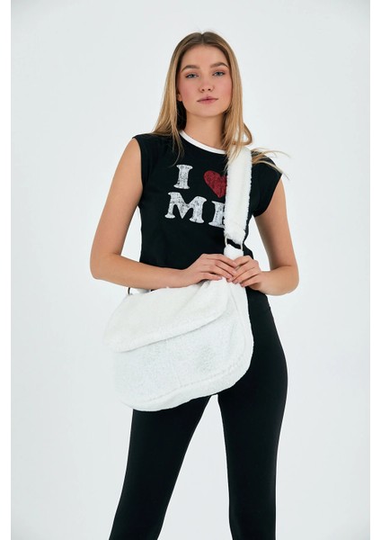 Beyaz Toscana / Beyaz Renk Peluş Kapaklı Postacı Çapraz Askılı Omuz Okul Çantası