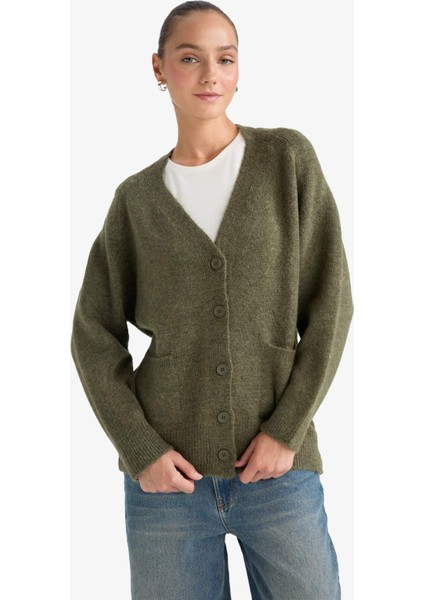 Oversize Geniş Kalıp V Yaka Yumuşak Dokulu Düğmeli Hırka