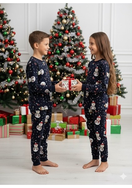 Yılbaşı Noel Desenli Çocuk Unisex Pijama Takımı Lacivert 4-8 Yaş fiyatları