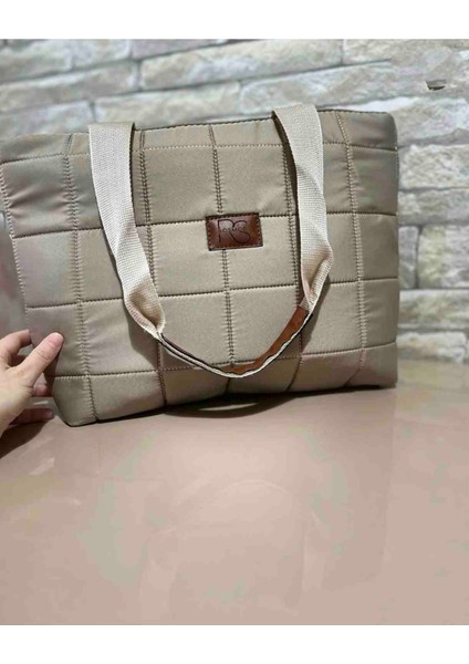 Kadın Kapitone Çanta - El, Kol ve Omuz Kullanımlı Şık ve Kullanışlı Model