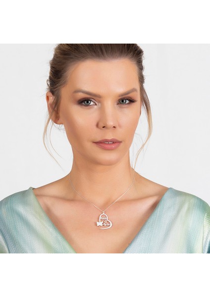 Kişiye Özel Isim Tarih Yazılı 925 Ayar Gümüş Kelebek Kalp Kolye modelleri