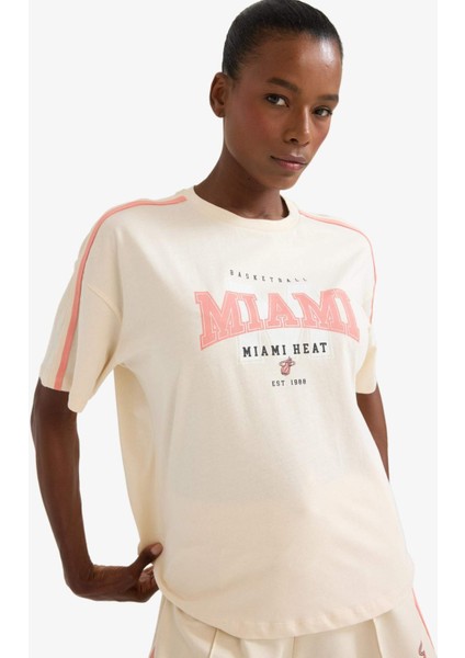NBA Miami Heat Oversize Geniş Kalıp Bisiklet Yaka Kısa Kollu Tişört E3825AX25SM