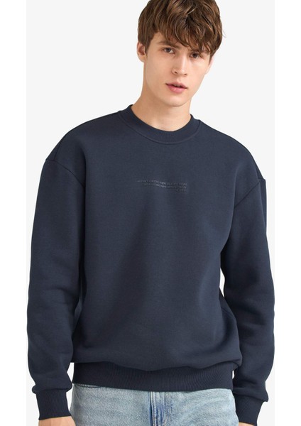 Boxy Fit Bisiklet Yaka İçi Yumuşak Tüylü Baskılı Sweatshirt X8282AZ25AU