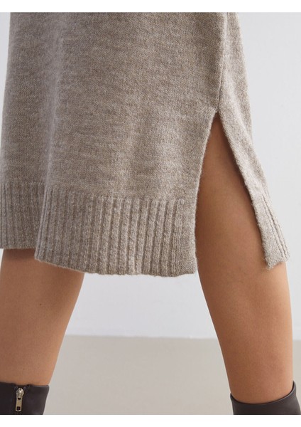 Lcw Yeni Sezon Yarım Balıkçı Yaka Yırtmaçlı Triko Elbise modelleri