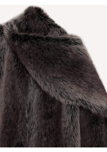 Afra x DeFacto Regular Fit Cepli Atkılı Suni Kürk F5566AX25WN