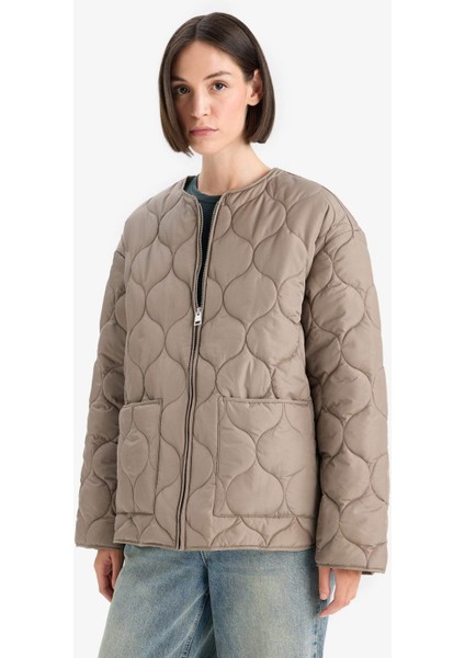 Su Geçirmez Regular Fit Bisiklet Yaka Fermuarlı Kapitoneli Mont F4569AX25WN