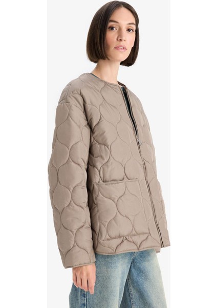 Su Geçirmez Regular Fit Bisiklet Yaka Fermuarlı Kapitoneli Mont F4569AX25WN