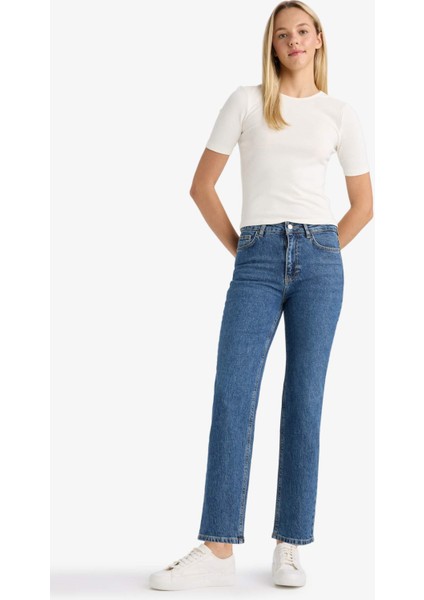 Comfort Straight Yüksek Bel Bilek Boy Jean Yıkamalı Pantolon