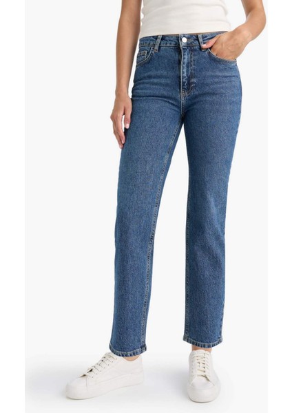 Comfort Straight Yüksek Bel Bilek Boy Jean Yıkamalı Pantolon