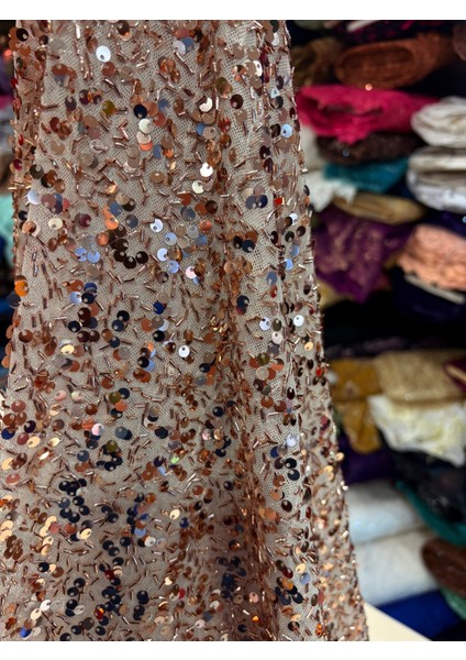 Pullu Payet Kumaş (Tül Üzerine Pul ve Boncuk Görünümlü ) fiyatları