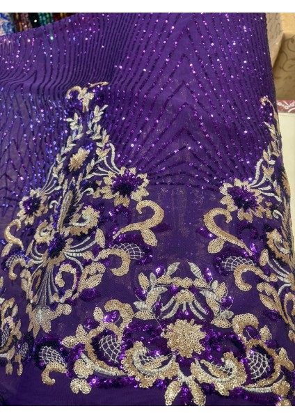 Pullu Nakışlı Dantel Kumaş