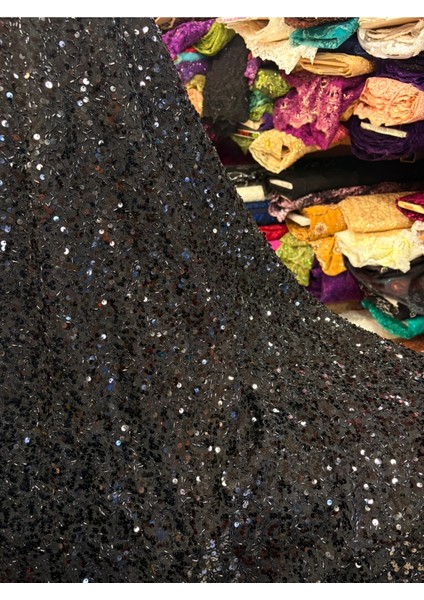 Pullu Payet Kumaş (Tül Üzerine Pul ve Boncuk Görünümlü )