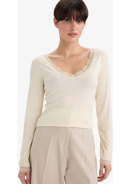 Modal Kaşmir Yumuşak Dokulu Dantelli Uzun Kollu Üst-Fall in Love