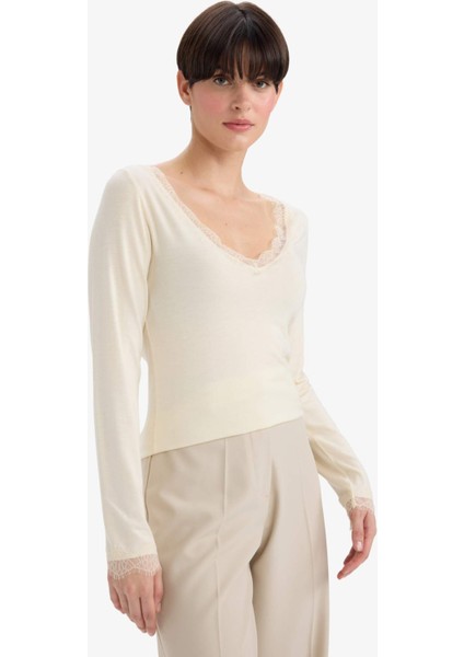 Modal Kaşmir Yumuşak Dokulu Dantelli Uzun Kollu Üst-Fall in Love