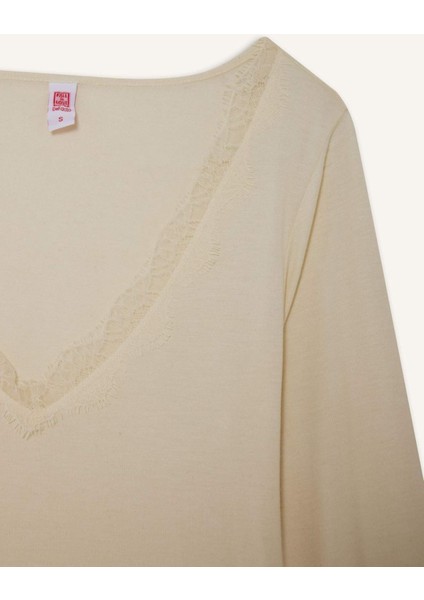 Modal Kaşmir Yumuşak Dokulu Dantelli Uzun Kollu Üst-Fall in Love