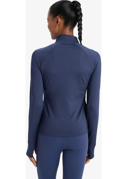 Fit Standart Fit Dik Yaka Fermuarlı İçi Yumuşak Tüylü Sporcu Uzun Kollu Tişört