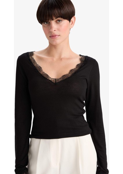 Modal Kaşmir Yumuşak Dokulu Dantelli Uzun Kollu Üst-Fall in Love