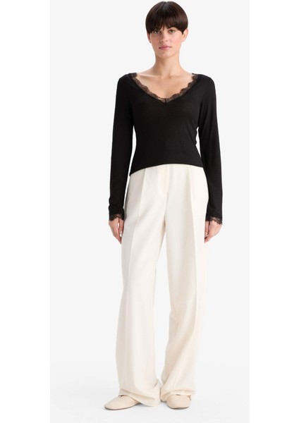 Modal Kaşmir Yumuşak Dokulu Dantelli Uzun Kollu Üst-Fall in Love