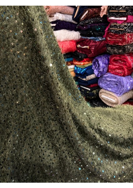 Tüylü Iplik Saçaklı