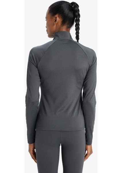 Fit Standart Fit Dik Yaka Fermuarlı İçi Yumuşak Tüylü Sporcu Uzun Kollu Tişört