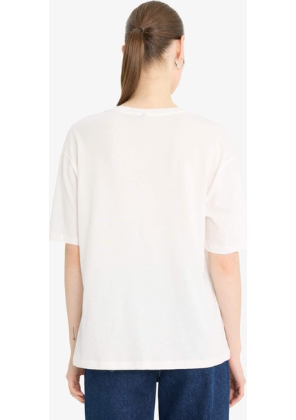 Relax Fit Bisiklet Yaka Aplike Baskılı Penye Kısa Kollu Tişört