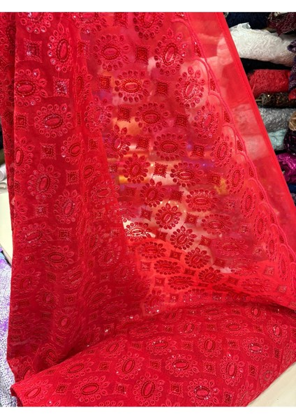 Şifon Üzerine Pullu Kumaş fırsatları