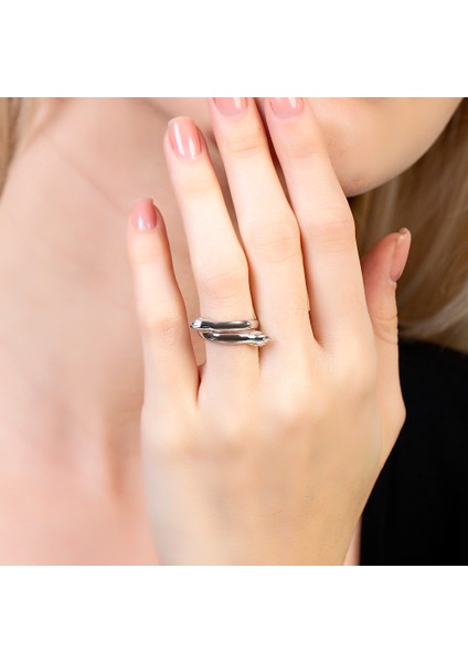 Anne Bebek Eli Detaylı Gümüş Renk Ayarlanabilir Ölçü 925 Ayar Gümüş Kadın Yüzük fırsatları