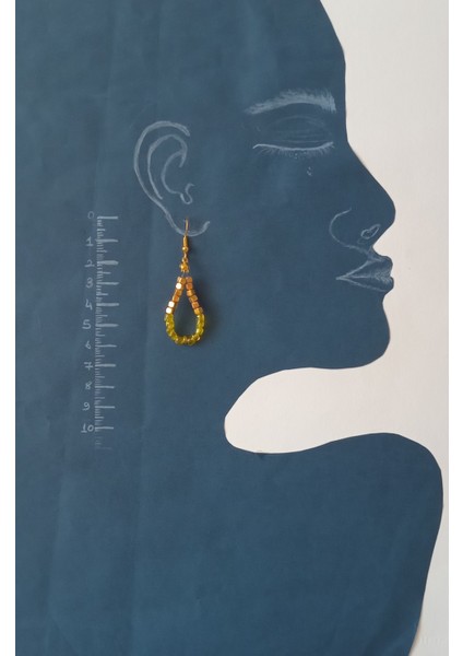 Boncuk Dizgi Sallantılı Küpe