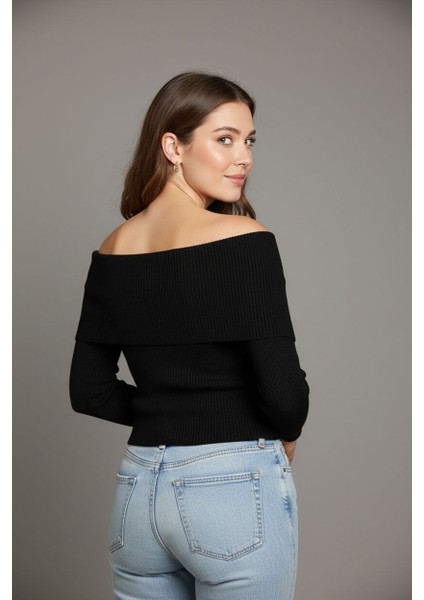 Omuz Açık Triko Bluz – Şık ve Modern Tasarım fırsatları